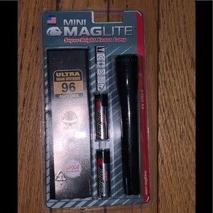 Mini Maglite w/Holster Holder Pouch